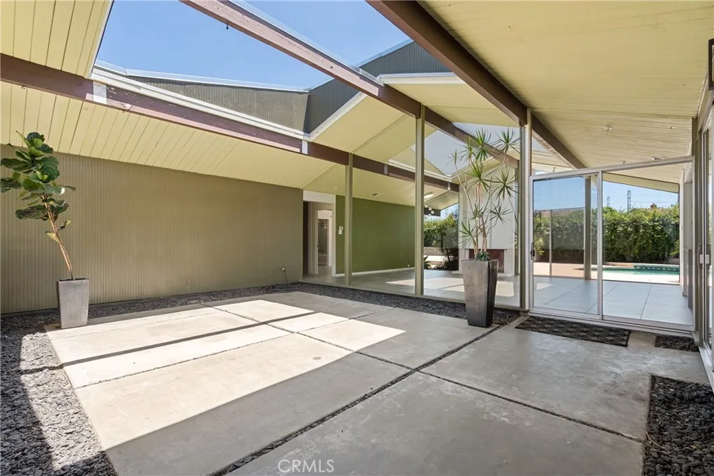 626 E Palmdale, Orange, CA 92865 - Photo 5 of 29, Orange, CA