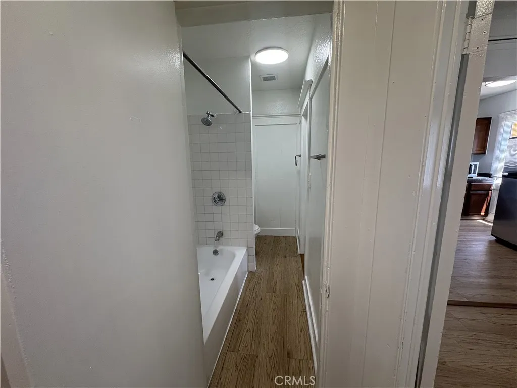 950 S New Hampshire Ave, Los Angeles, CA 90006 - Photo 5 of 17, Los Angeles, CA