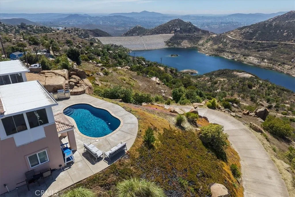 15471 Green Valley Truck, Ramona, CA 92065 - Photo 4 of 67, Ramona, CA