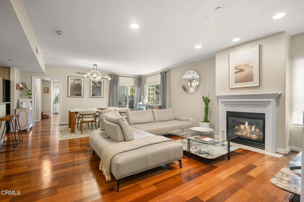 616 S Wilton Place Unit 203, Los Angeles, CA 90005 - Photo 4 of 33, Los Angeles, CA