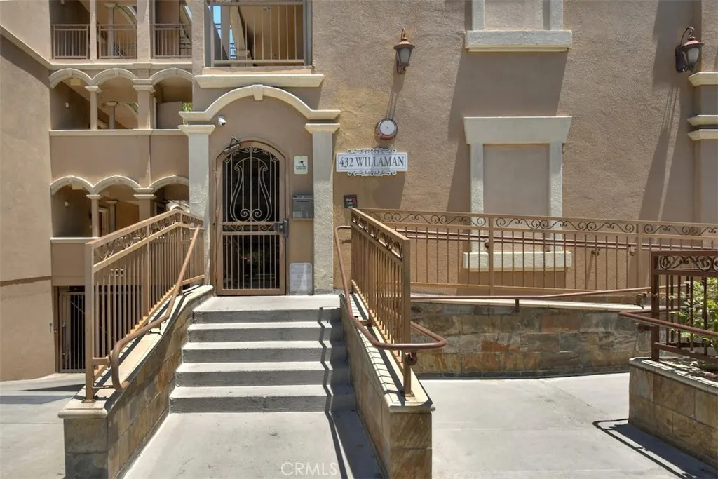 432 S Willaman Drive Unit 401, Los Angeles, CA 90048 - Photo 2 of 65, Los Angeles, CA