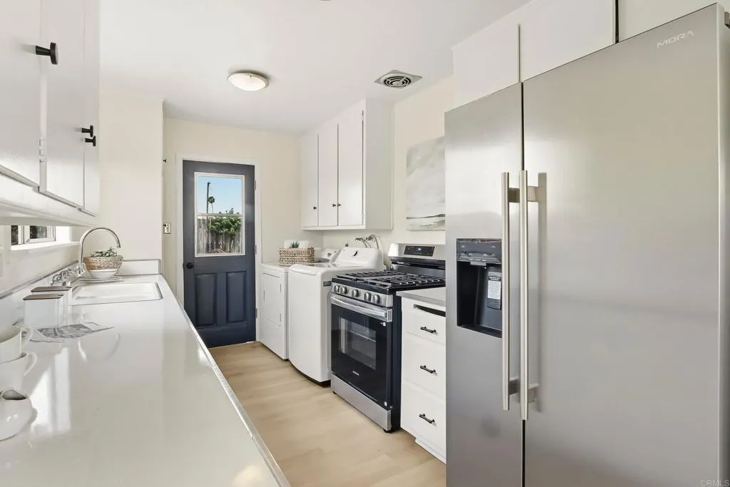 4602 Cheshire Street, San Diego, CA 92117 - Photo 4 of 36, San Diego, CA