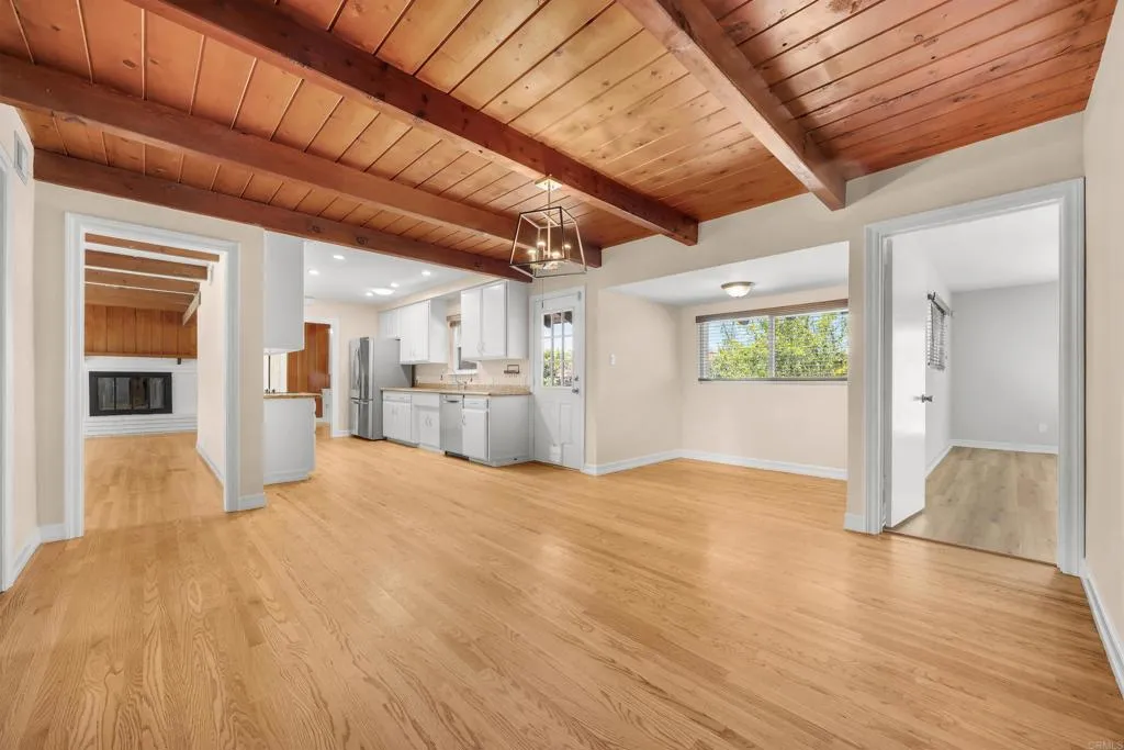 https://cdn.realtyfeed.com/cdn/127/306753422/32a6a9cffc49c3da4f3e906259ced30b.webp