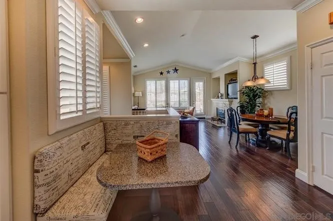 https://cdn.realtyfeed.com/cdn/127/306753433/b39a7e554bfa976f91b311d9365d9c2d.webp