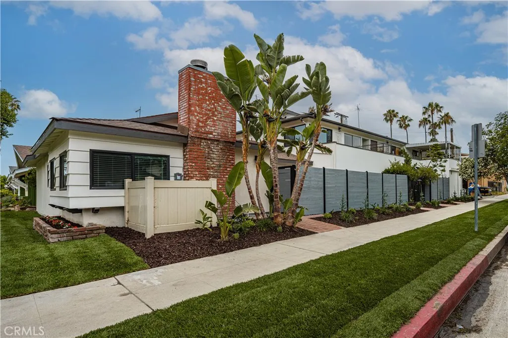12408 Archwood, North Hollywood, CA 91606 - Photo 3 of 50, North Hollywood, CA