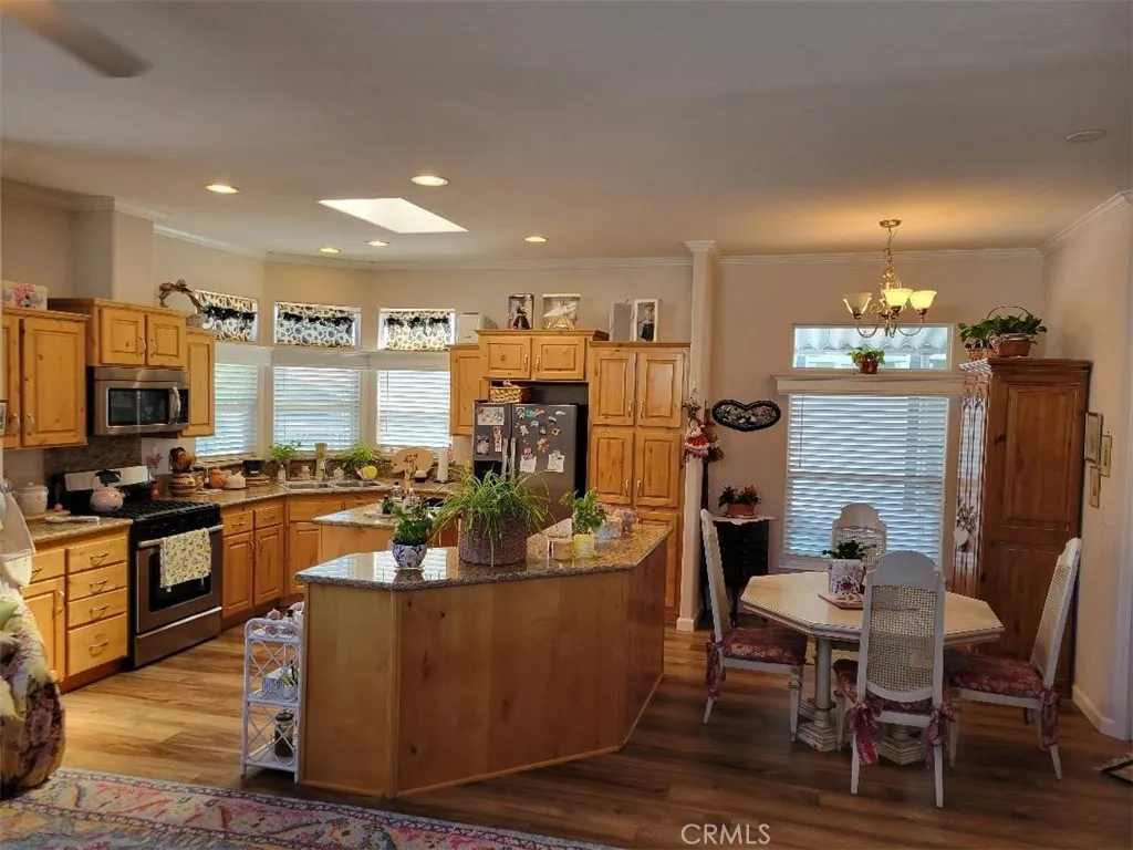 7 Dorchester, Northridge, CA 91324 - Photo 4 of 23, Northridge, CA