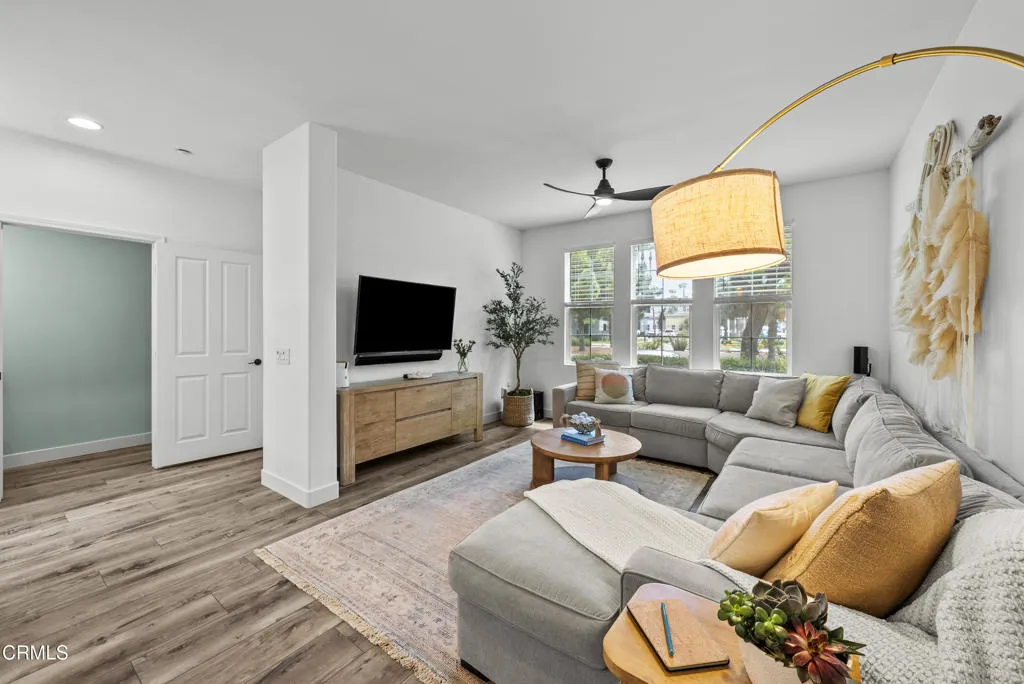 731 Forest Park Boulevard, Oxnard, CA 93036 - Photo 4 of 43, Oxnard, CA