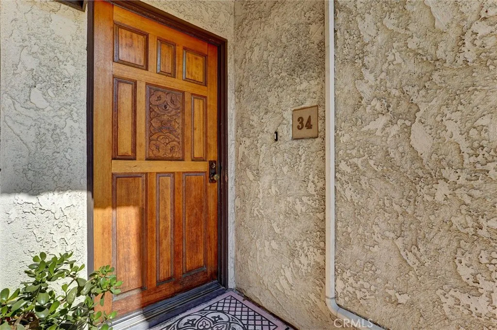 7135 Firmament Avenue, Van Nuys, CA 91406 - Photo 3 of 40, Van Nuys, CA