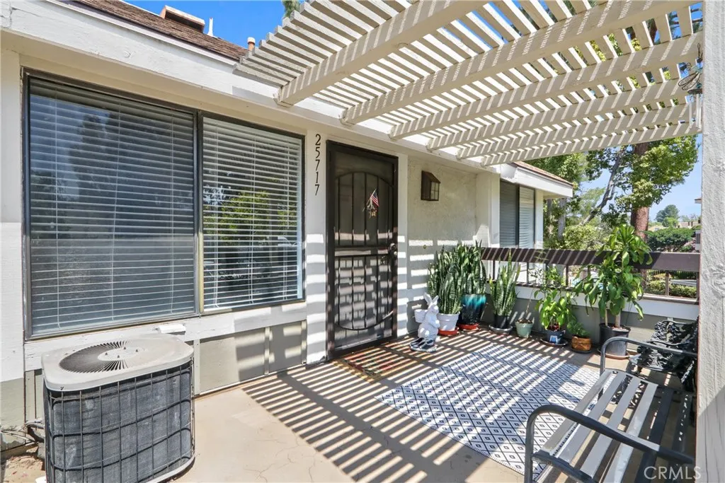25717 Sycamore Pointe, Lake Forest, CA 92630 - Photo 2 of 15, Lake Forest, CA