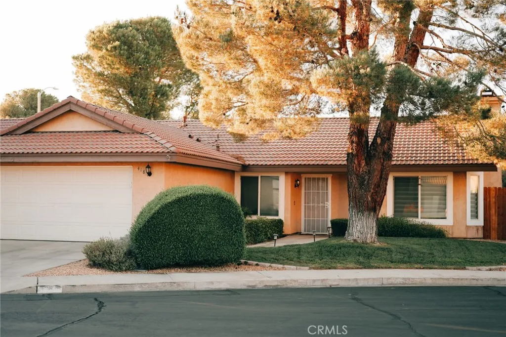 418 Mount Baldy Cir, Ridgecrest, CA 93555 - Main photo, Ridgecrest, CA