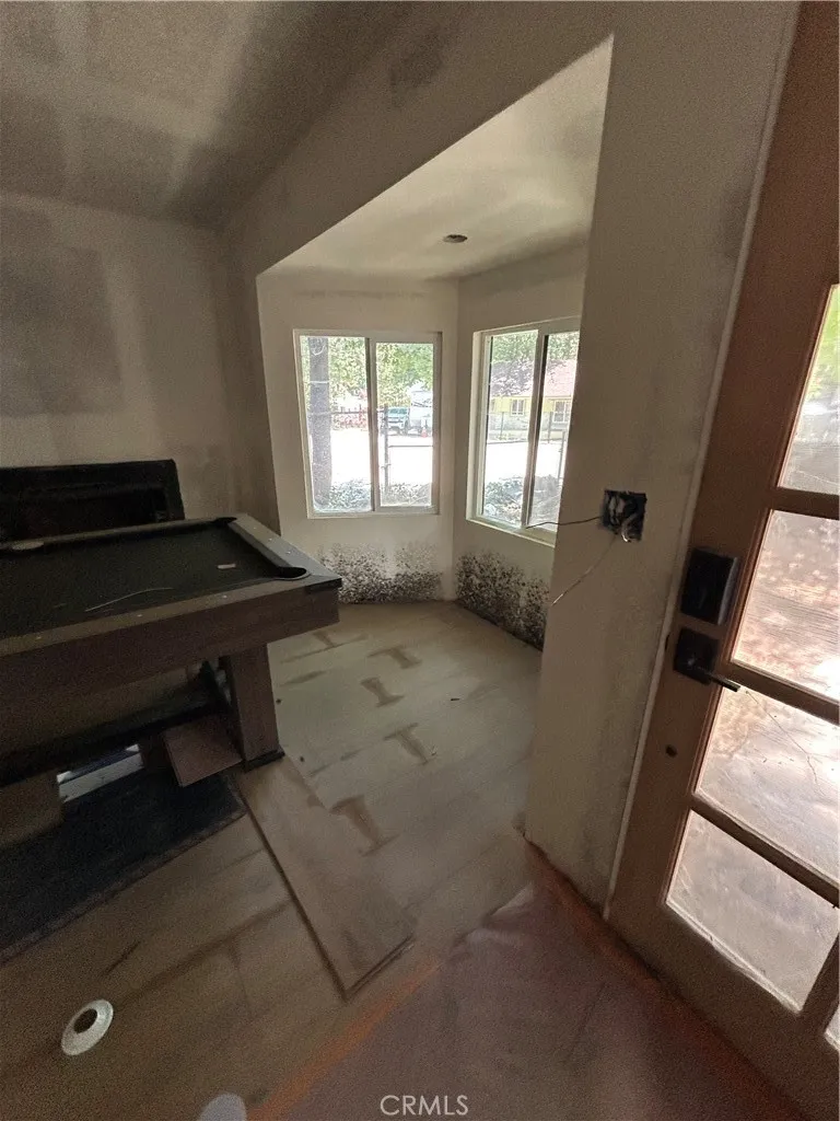 628 Friendly, Crestline, CA 92325 - Photo 5 of 19, Crestline, CA