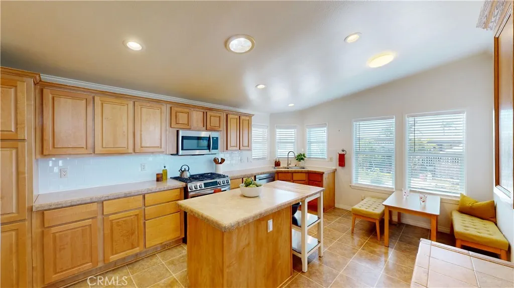 19350 Ward Unit 42, Huntington Beach, CA 92646 - Photo 2 of 29, Huntington Beach, CA