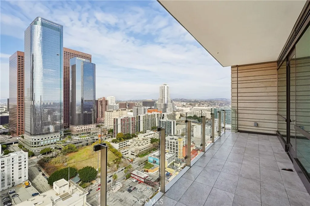 400 S Broadway, Los Angeles, CA 90013 - Photo 2 of 19, Los Angeles, CA