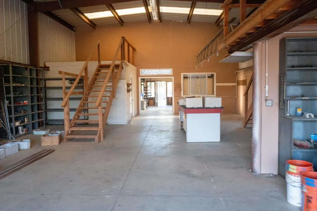 https://cdn.realtyfeed.com/cdn/127/306753516/0d0eba56f7b72b4df54665bd7f1e6050.webp