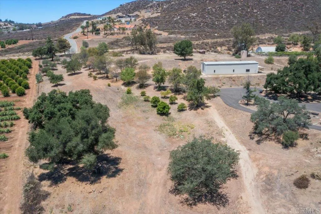 https://cdn.realtyfeed.com/cdn/127/306753516/672c0d576d24be4b90a8a052f2e9acb9.webp