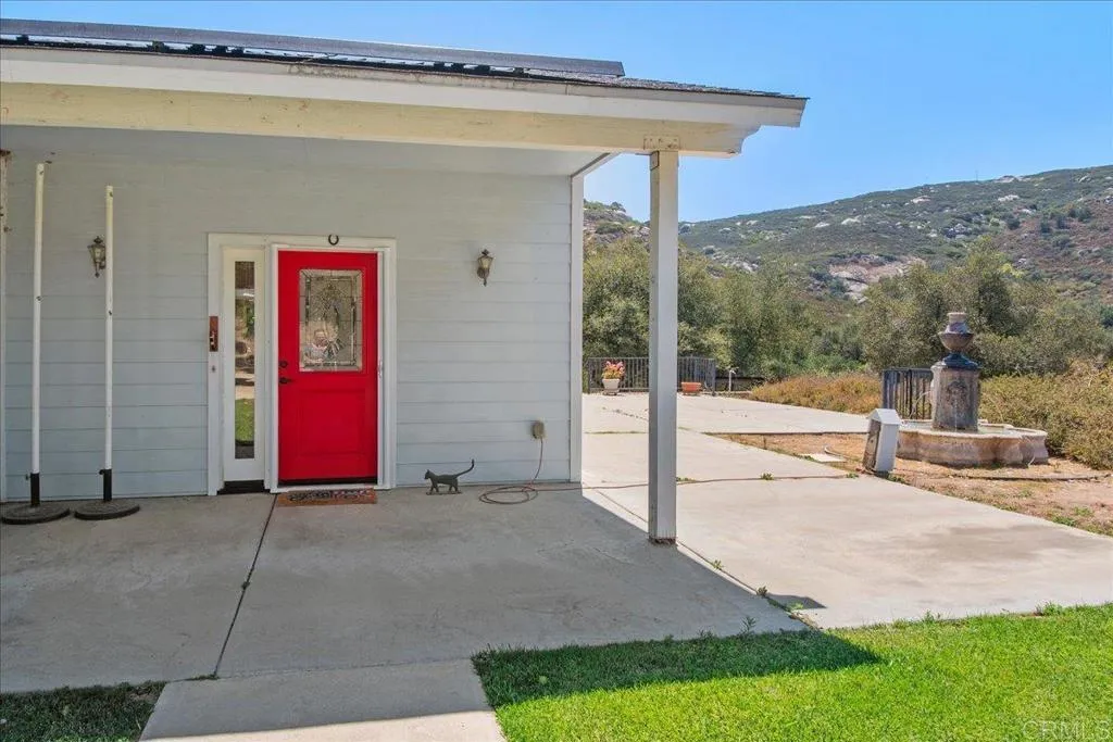 https://cdn.realtyfeed.com/cdn/127/306753516/aa711fc7d0e1a29490c974acce1e7c30.webp