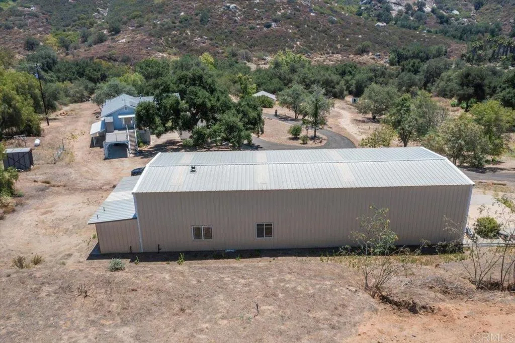 https://cdn.realtyfeed.com/cdn/127/306753516/f70d3c2df47dc0f71cd86f607b6cbdfc.webp