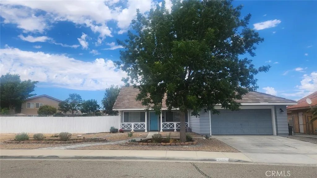 15430 Amber Pointe, Victorville, CA 92394 - Photo 4 of 39, Victorville, CA