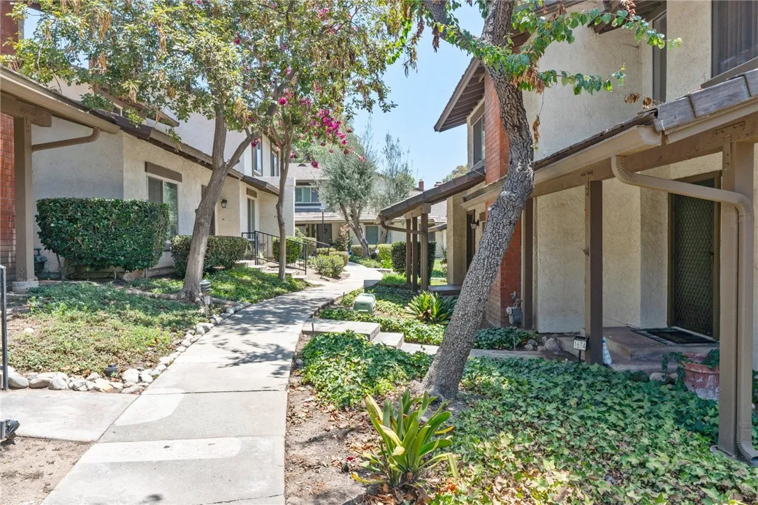 1674 Aspen Village Way, West Covina, CA 91791 - Photo 3 of 35, West Covina, CA