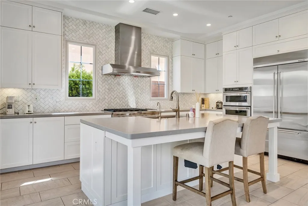 247 Oceano, Irvine, CA 92602 - Photo 5 of 42, Irvine, CA