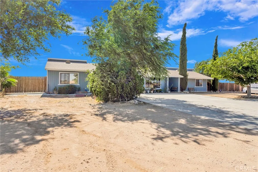 11470 Hawthorne, Hesperia, CA 92345 - Photo 2 of 60, Hesperia, CA