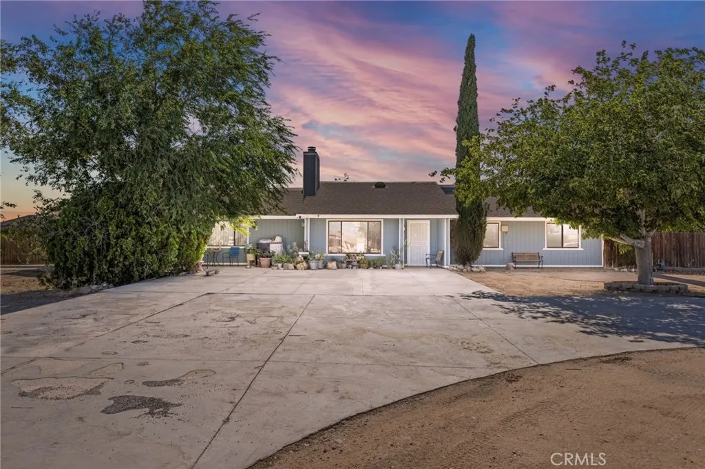 11470 Hawthorne
