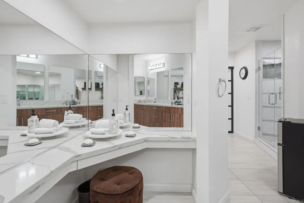 https://cdn.realtyfeed.com/cdn/127/306753544/0bf539bfb92f3642992f48f14d2e211e.webp