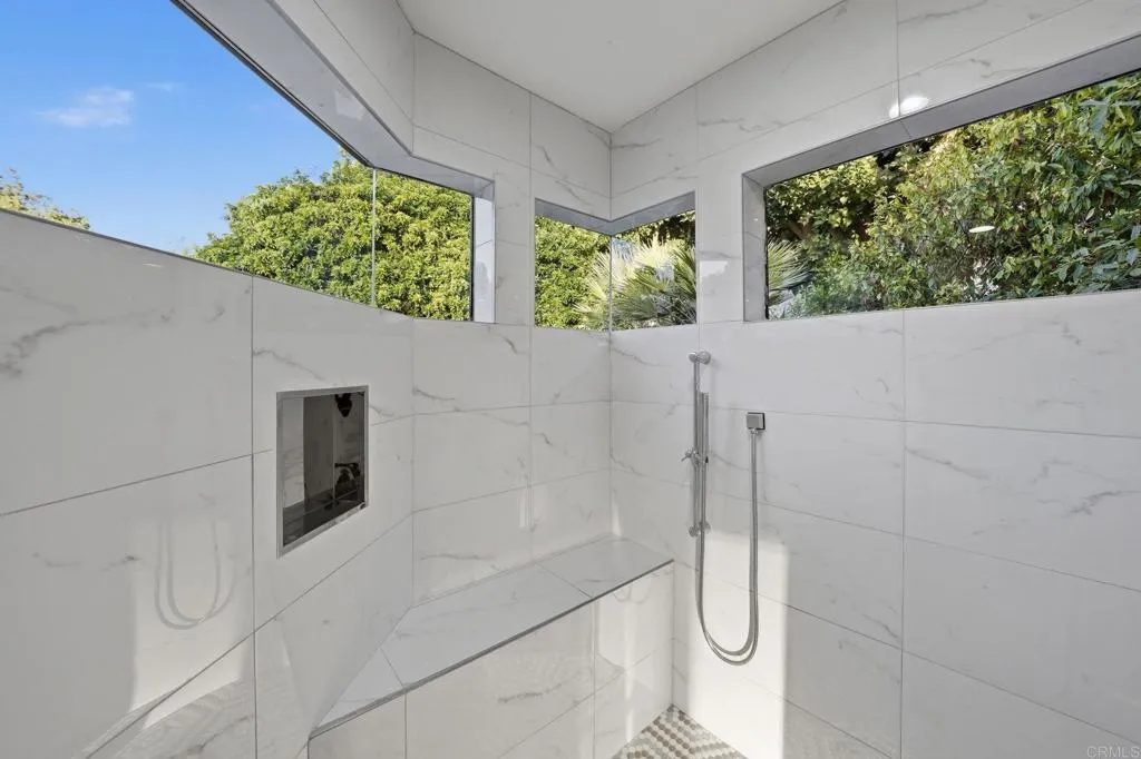 https://cdn.realtyfeed.com/cdn/127/306753544/1b5d967e4fab75c117b680f988cd0768.webp
