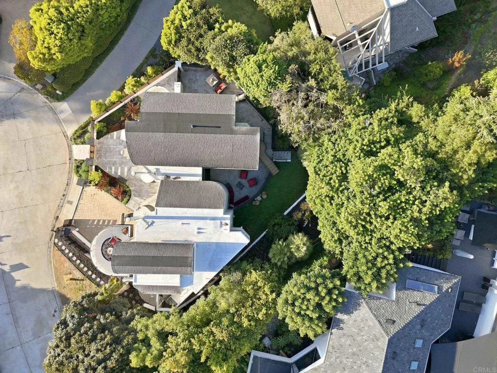 https://cdn.realtyfeed.com/cdn/127/306753544/343fbc606ad9260a4f8f87590da06457.webp