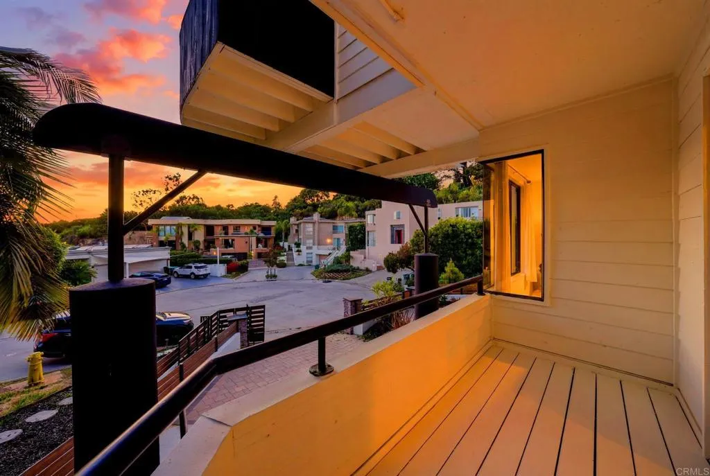 https://cdn.realtyfeed.com/cdn/127/306753544/3a4b461f9e464cc565acec5948dfa0b0.webp