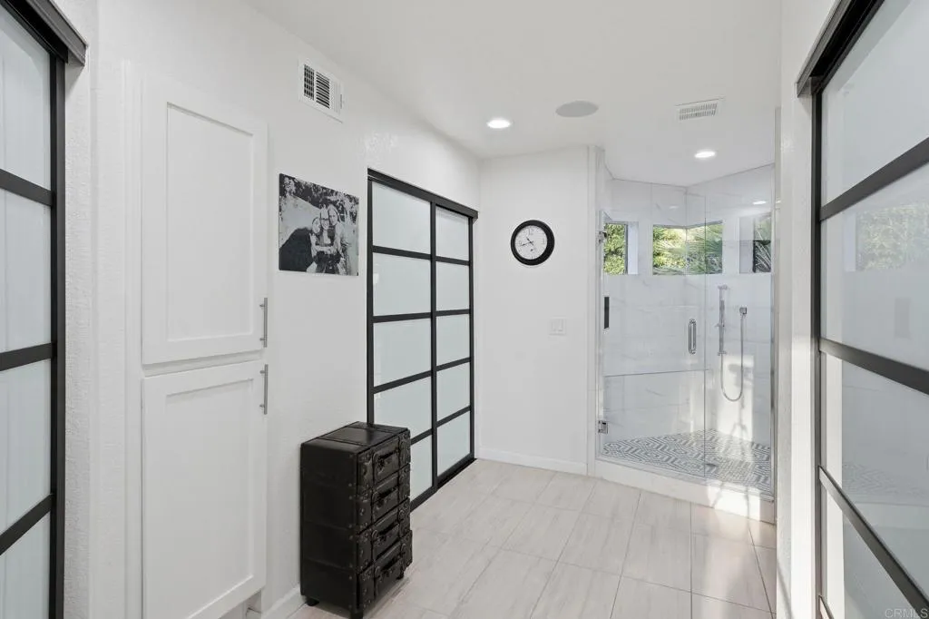 https://cdn.realtyfeed.com/cdn/127/306753544/59b03a2bd479bc97d8241650bea606de.webp