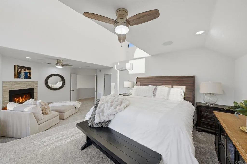 https://cdn.realtyfeed.com/cdn/127/306753544/70af87d33aaae79e4e96724d68536e31.webp