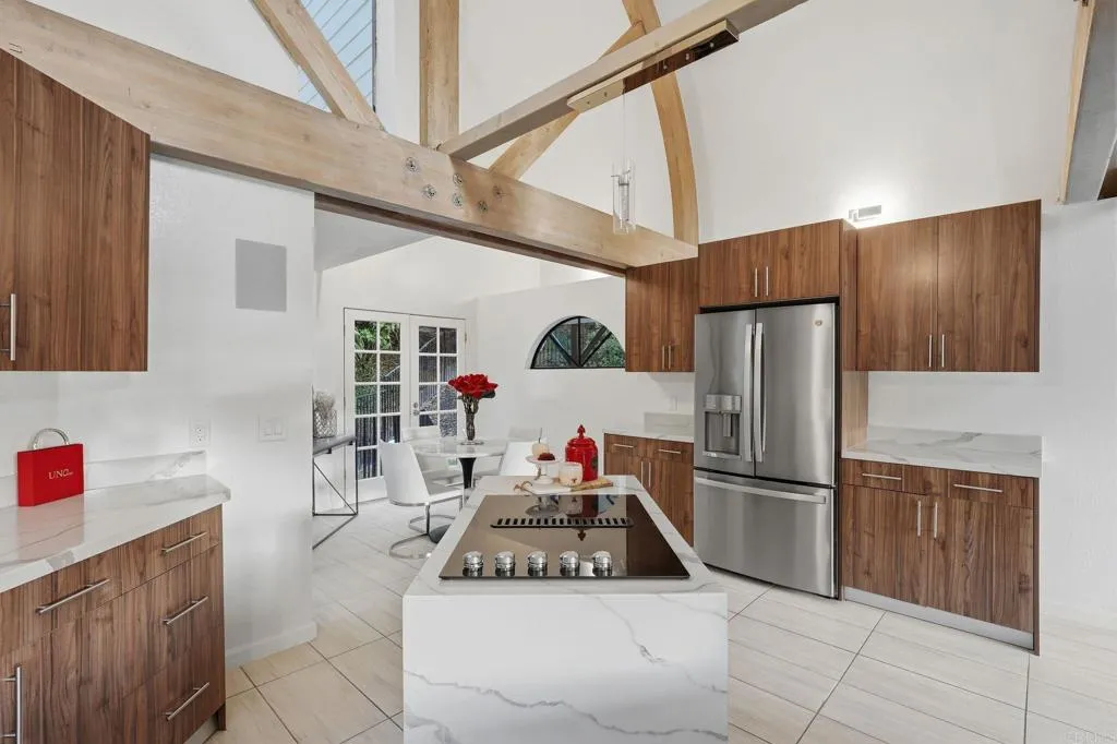 https://cdn.realtyfeed.com/cdn/127/306753544/9c655e936e4ce09d2d98549fa599ea5c.webp