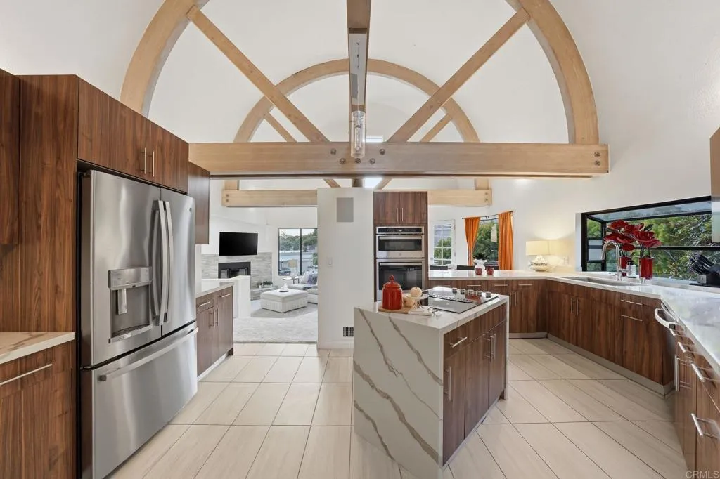 https://cdn.realtyfeed.com/cdn/127/306753544/f28654b1f9b2d5f5d1a2f7acd67e2a7a.webp