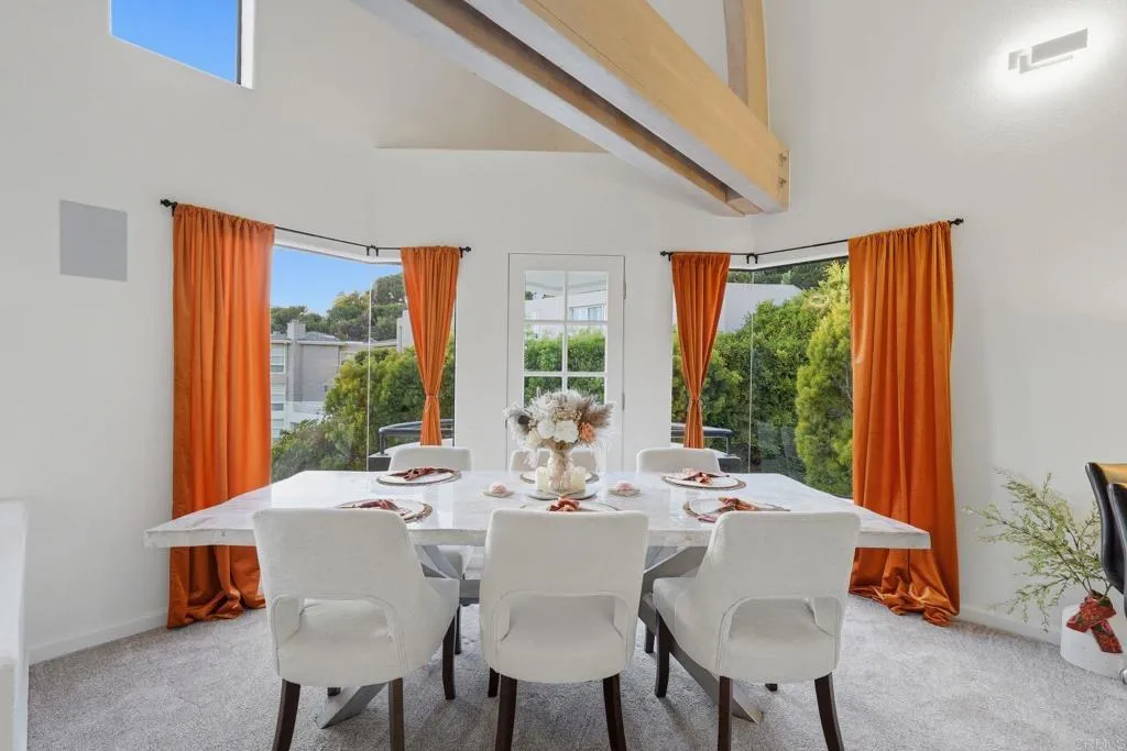 https://cdn.realtyfeed.com/cdn/127/306753544/facedaa89d154874821df38826bbc601.webp
