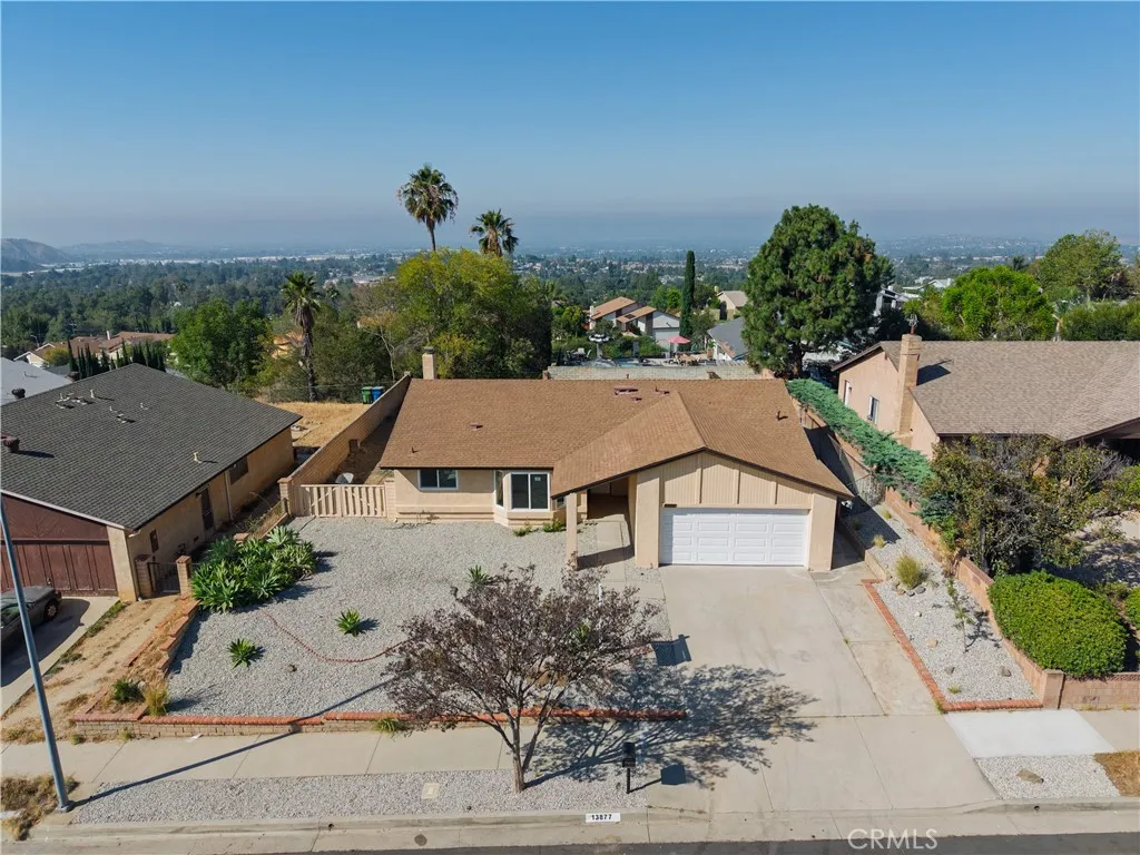 13877 Shablow Avenue, Sylmar, CA 91342 - Photo 3 of 38, Sylmar, CA