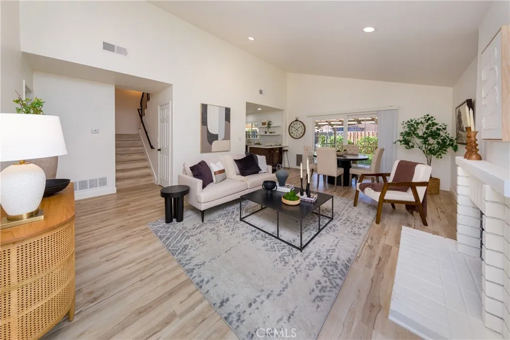 28339 Simsalido Ave, Canyon Country, CA 91387 - Photo 3 of 24, Canyon Country, CA