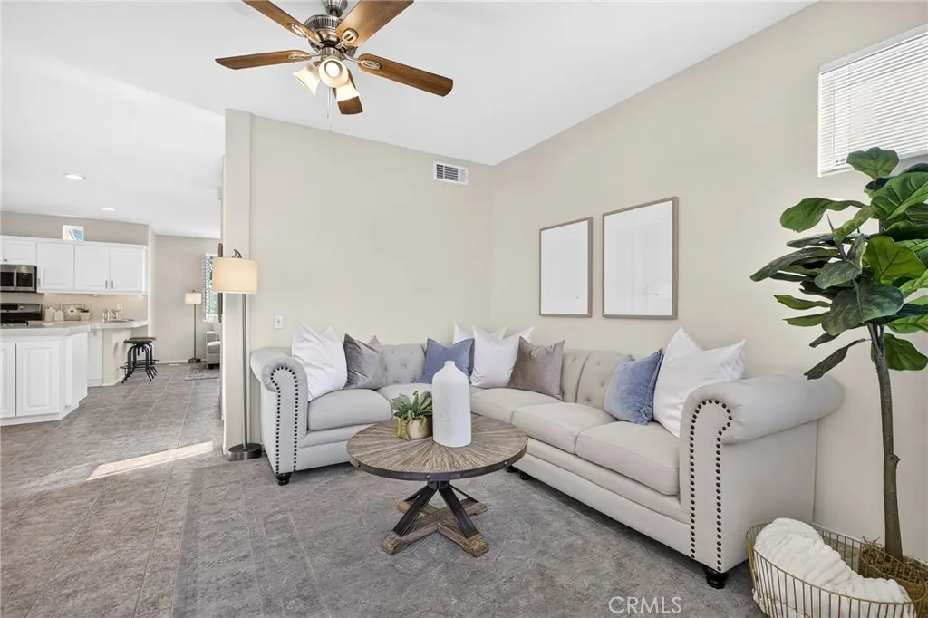 6 Madagascar, Irvine, CA 92618 - Photo 4 of 37, Irvine, CA