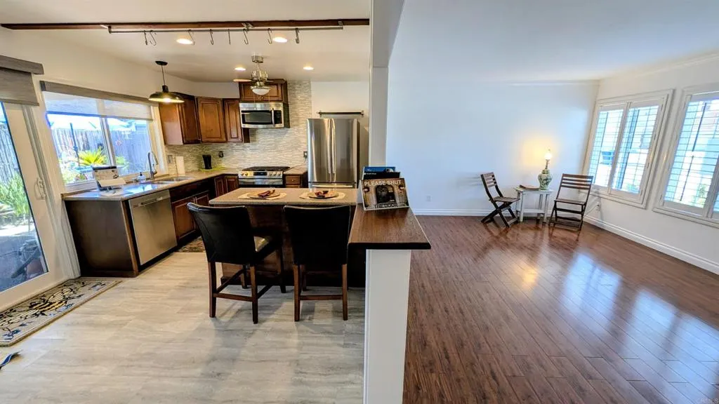https://cdn.realtyfeed.com/cdn/127/306753598/d6779e8f356e2fe312df1652b2f726fa.webp