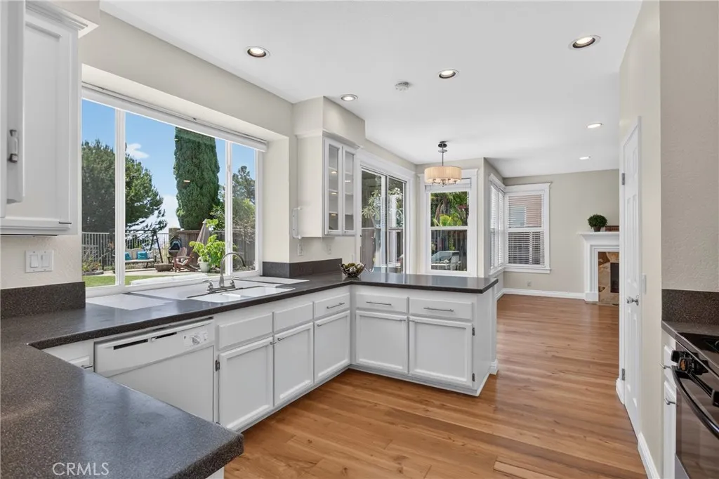 8 Ridgecrest, Aliso Viejo, CA 92656 - Photo 4 of 38, Aliso Viejo, CA