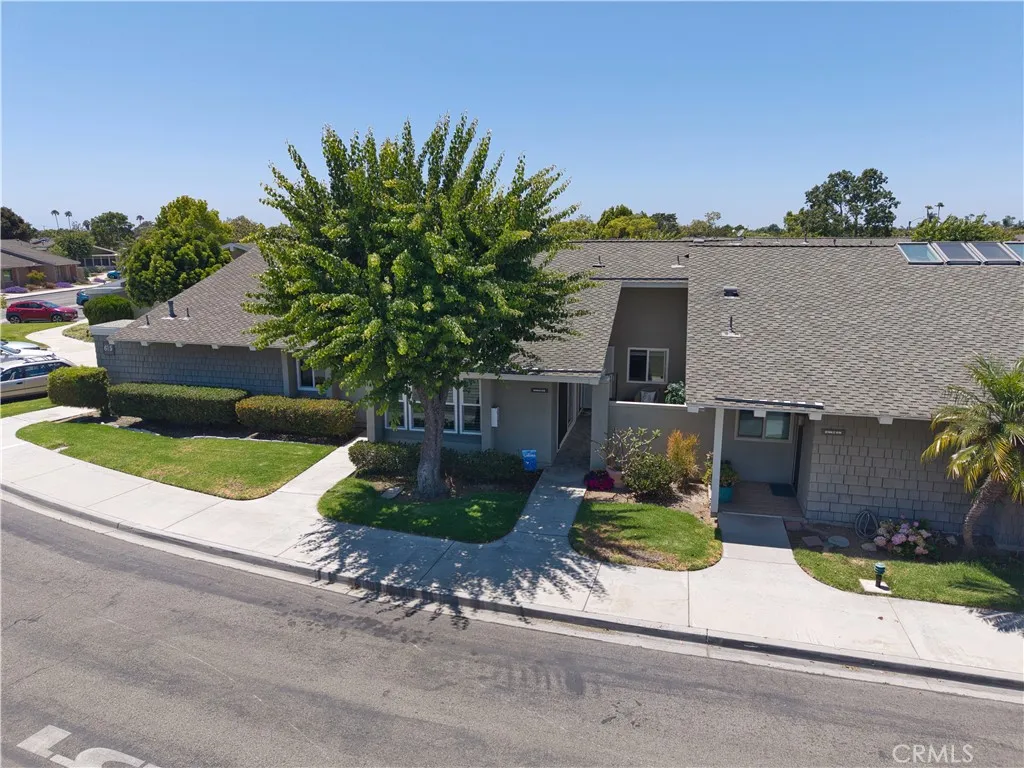 8746 Placer Circle Unit B_615, Huntington Beach, CA 92646 - Main photo, Huntington Beach, CA
