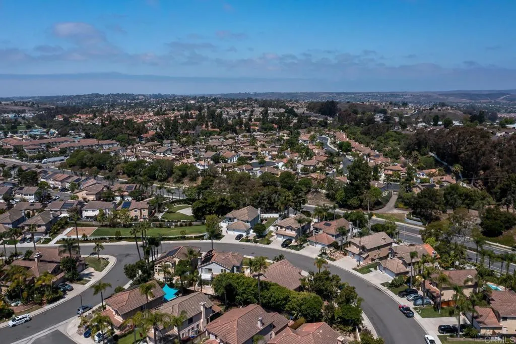 https://cdn.realtyfeed.com/cdn/127/306753648/47a530f38e1ceb50769221069e20aef4.webp