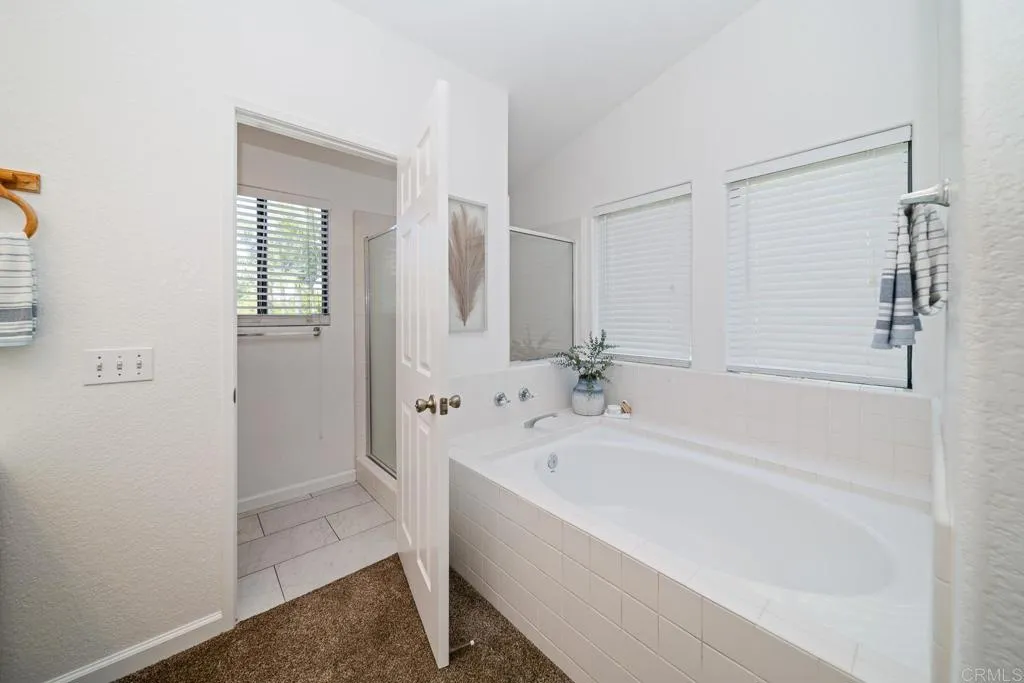 https://cdn.realtyfeed.com/cdn/127/306753648/6418e52e5dc8095092ca8842cd980def.webp