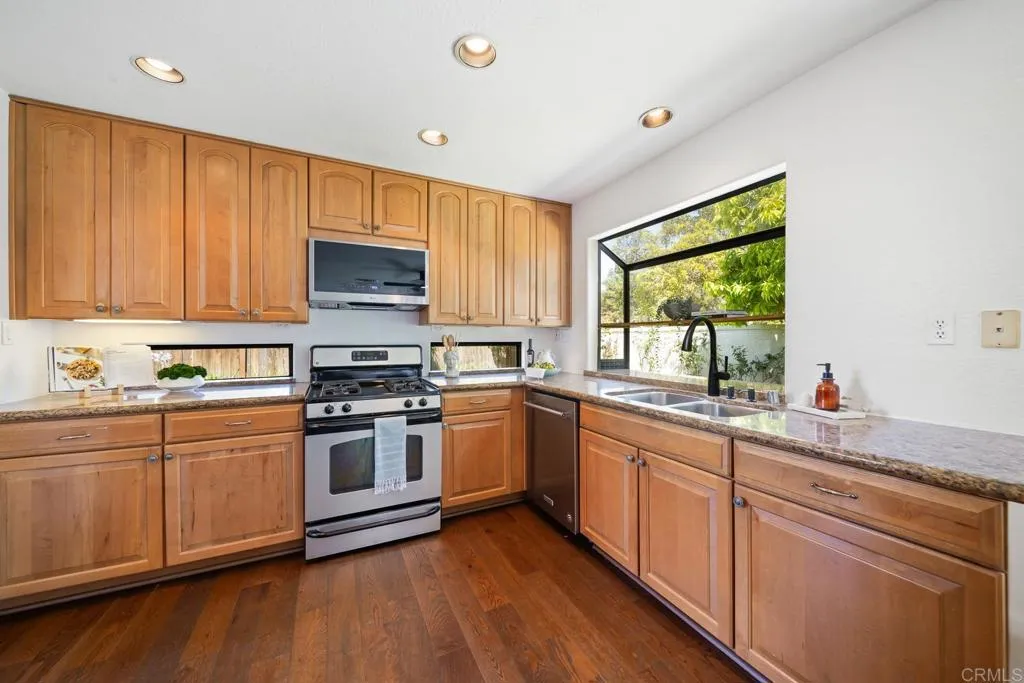 https://cdn.realtyfeed.com/cdn/127/306753648/78d2122b6c4129d3e4ee7e4bee95dd39.webp