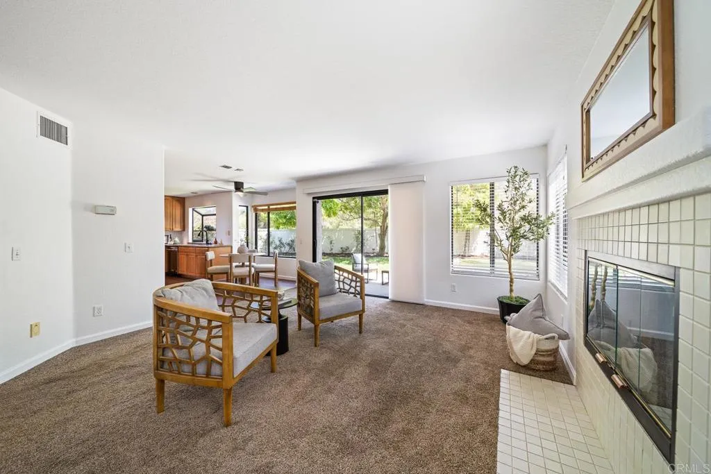 https://cdn.realtyfeed.com/cdn/127/306753648/c71b492bac13aa2c877f6d023f8dd774.webp