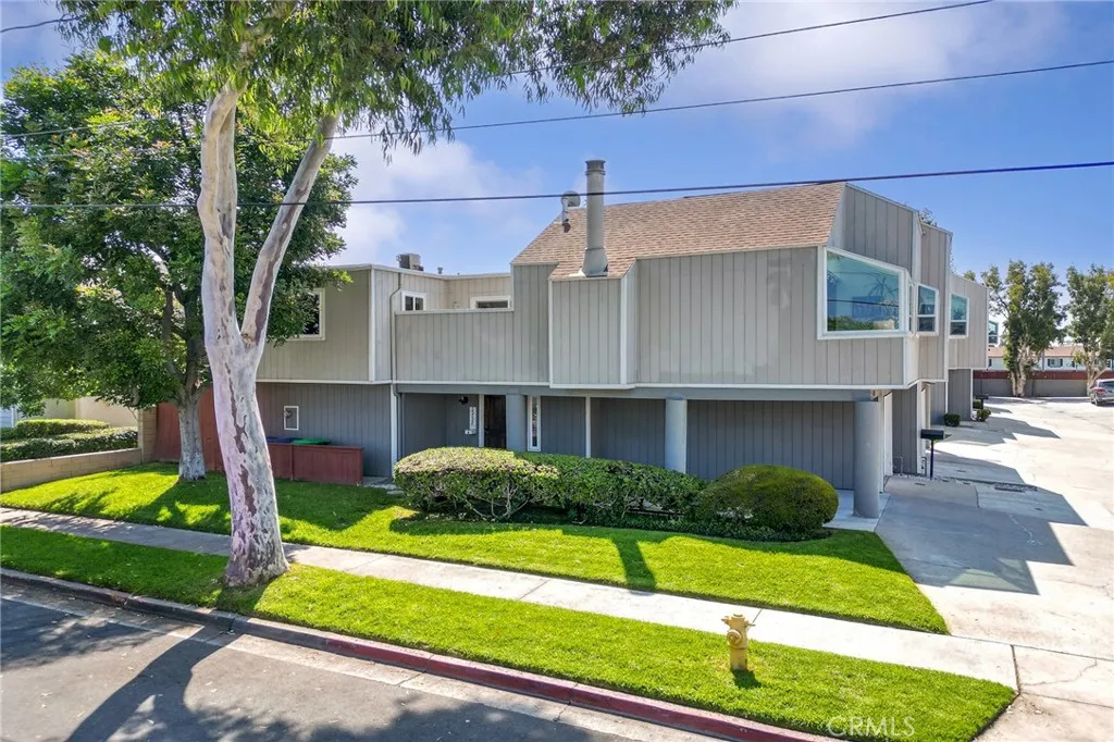 15732 S B Unit A, Tustin, CA 92780 - Photo 3 of 33, Tustin, CA