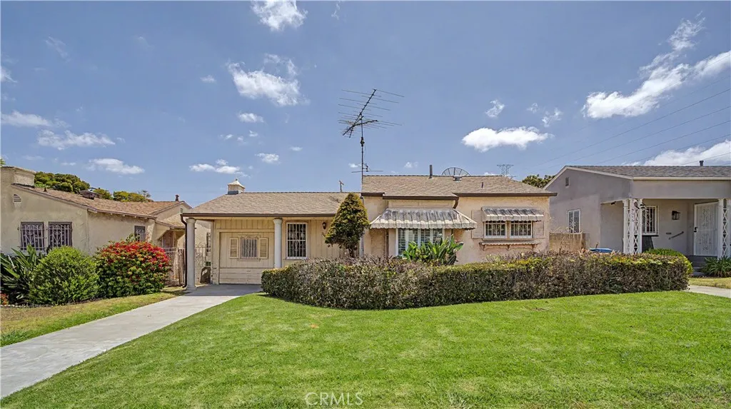 9640 La Salle, Los Angeles, CA 90047 - Main photo, Los Angeles, CA