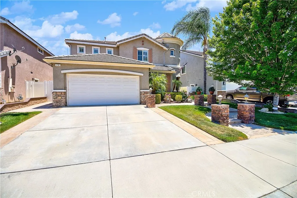 72 Newburn Court, Beaumont, CA 92223 - Photo 3 of 47, Beaumont, CA