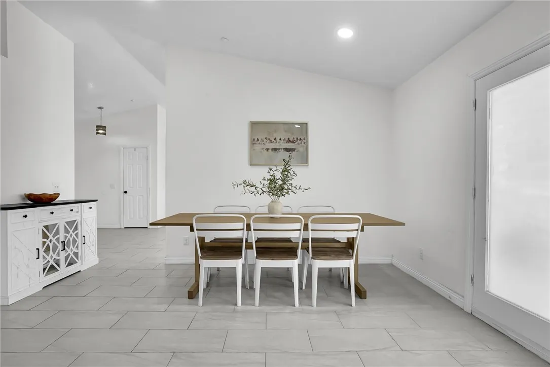 13451 Sonora Road, Phelan, CA 92371 - Photo 5 of 35, Phelan, CA