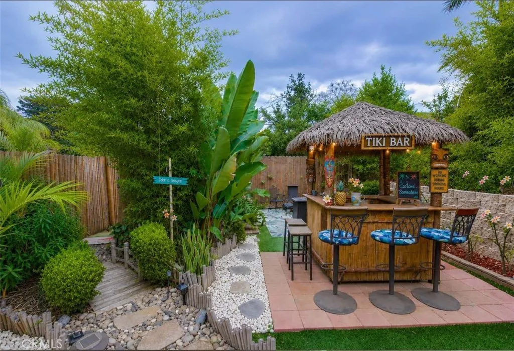 https://cdn.realtyfeed.com/cdn/127/306753680/efc18fe888b5ca91e48b8dbf07511961.webp